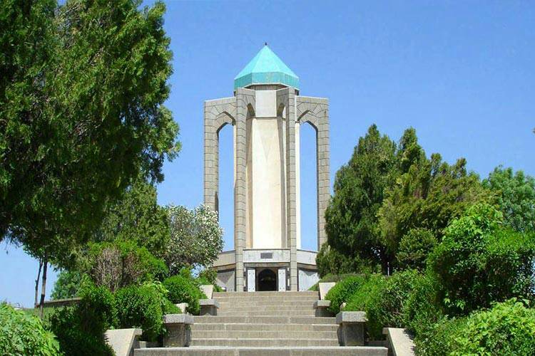 هه‌مه‌دان،-پایته‌ختی-گه‌شتیاری