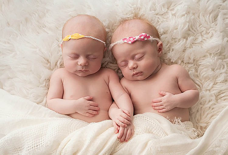 having twins with surrogacy