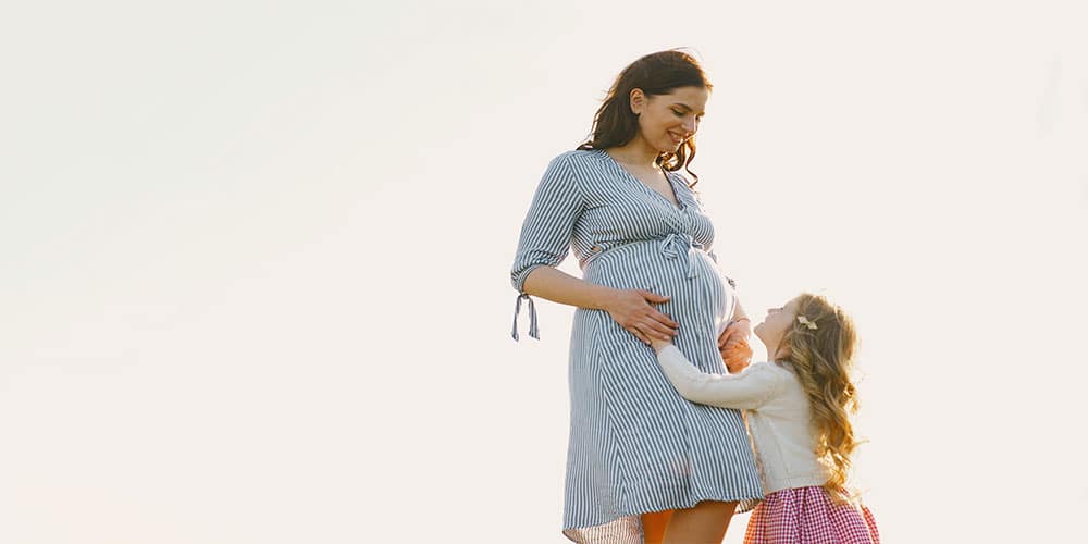 Are ICSI or IVF Pregnancies High Risk?