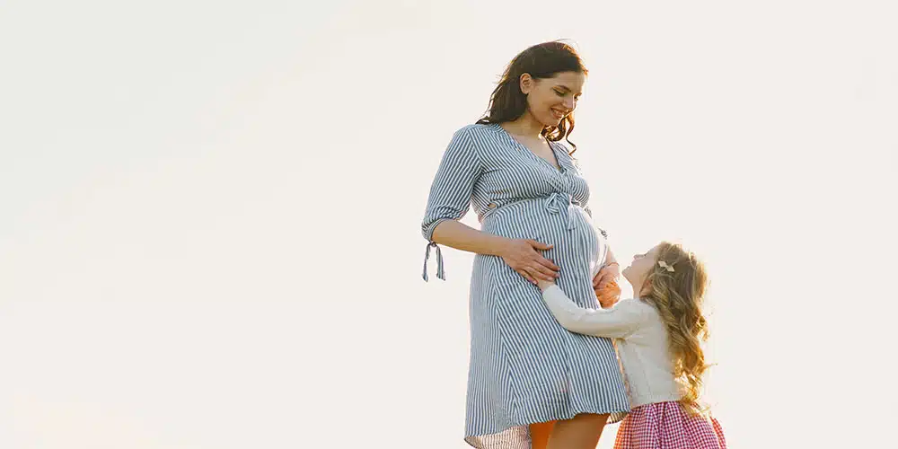 Are ICSI or IVF Pregnancies High Risk?