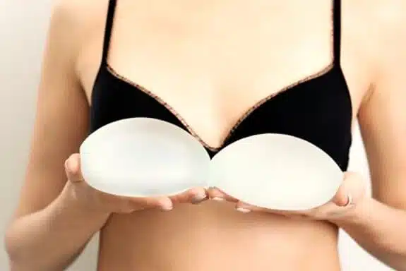 breast-implants2