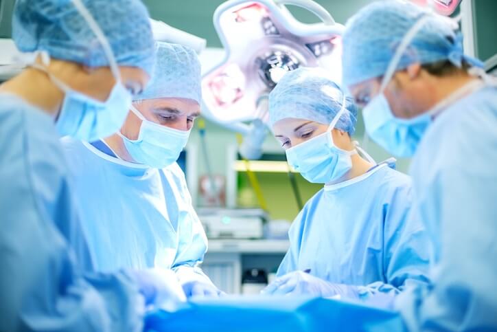 surgery_istock-535042001