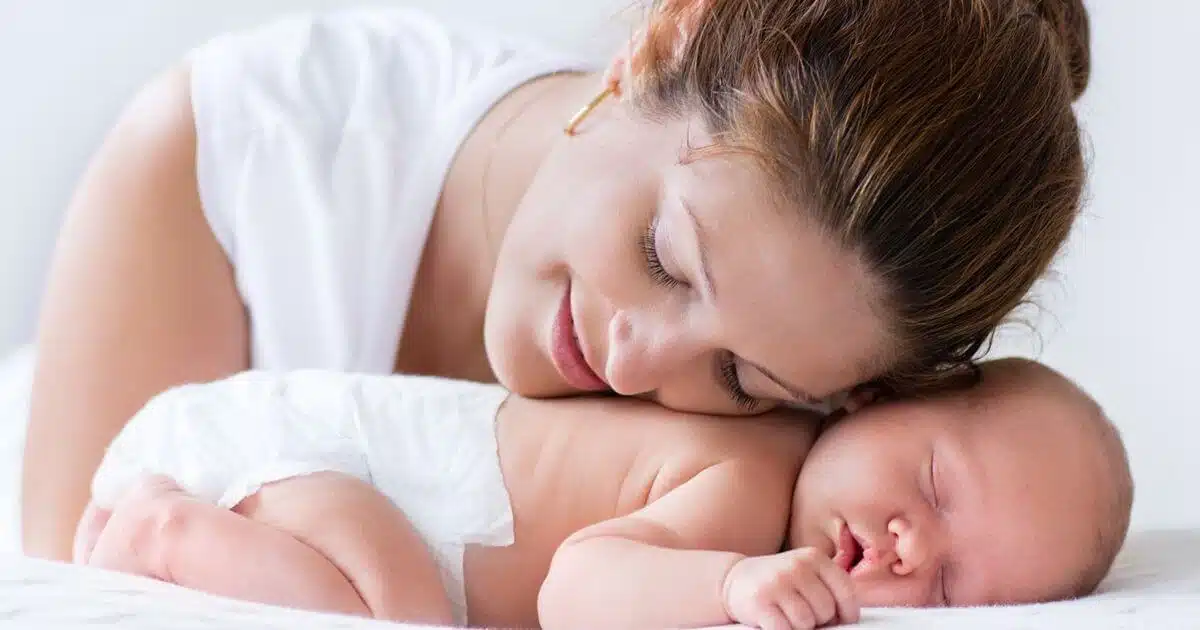 2318-a-woman-with-her-baby-born-after-fertility-treatment